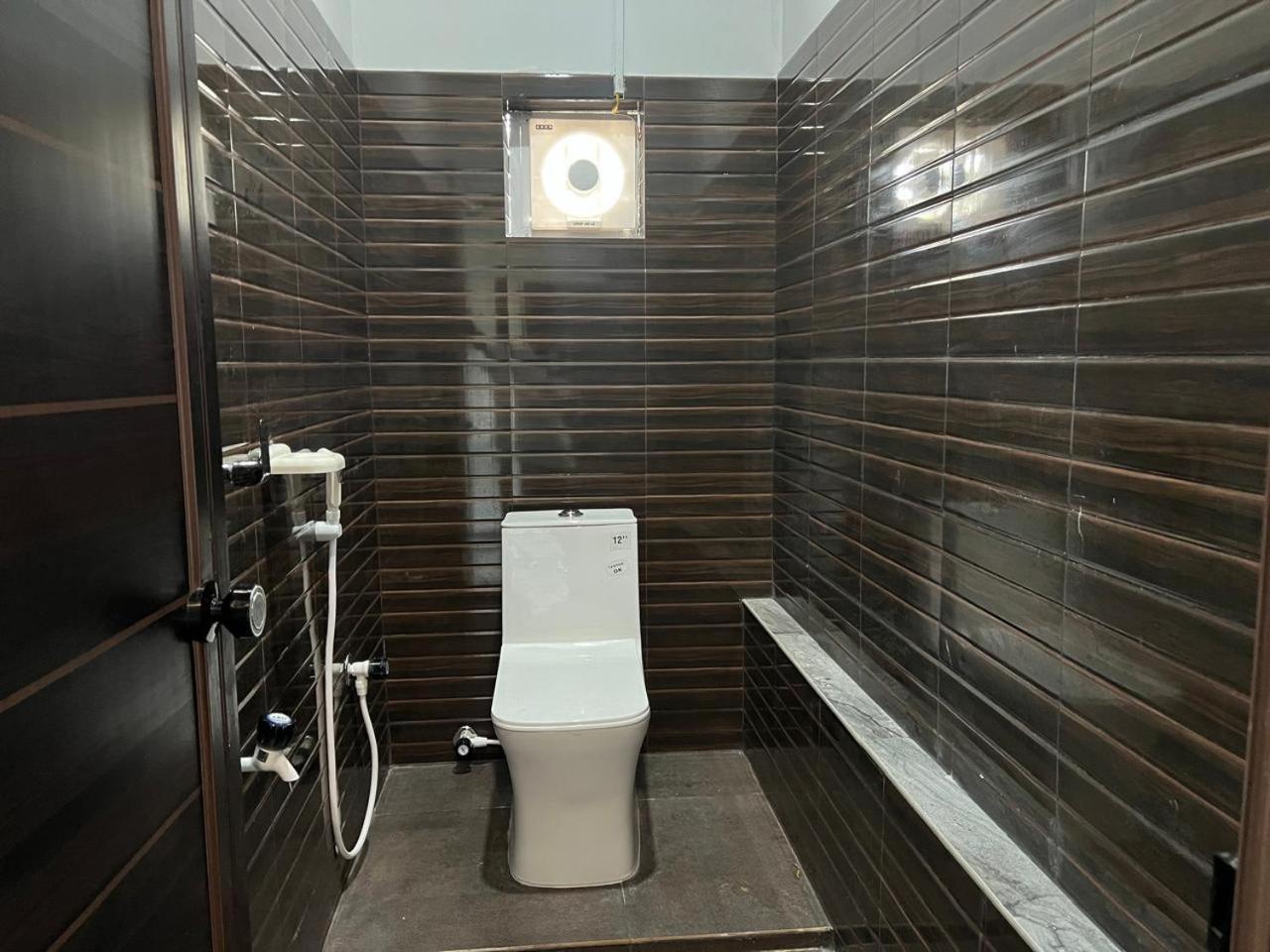 Nest Homes Nilambur Bagian luar foto